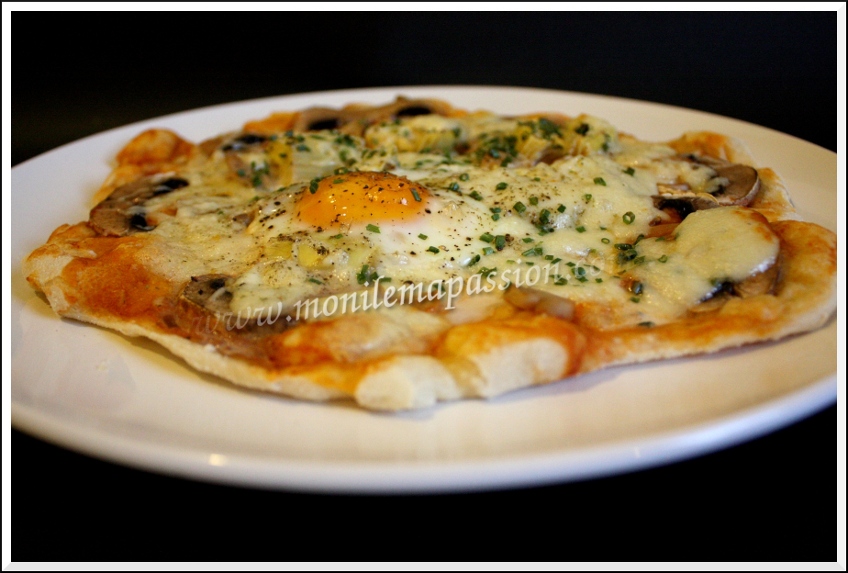 Pizza champignons œuf