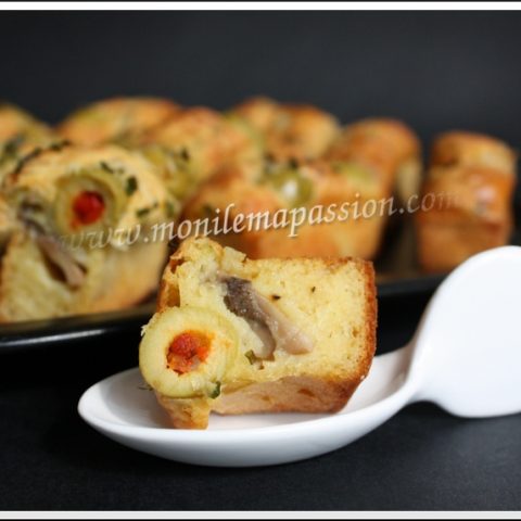 Cake champignons, olives et cœurs d'artichaut